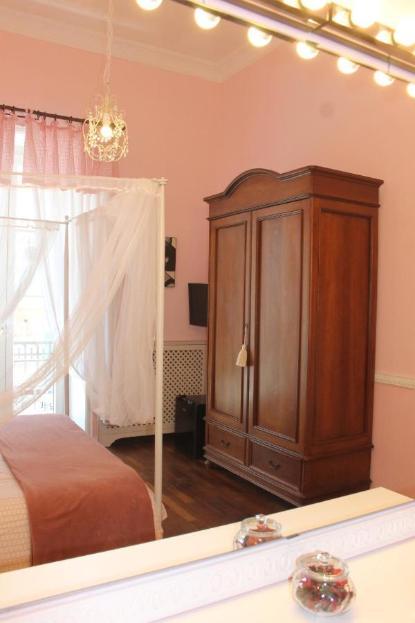B&B Le Sorelle Napoli Esterno foto